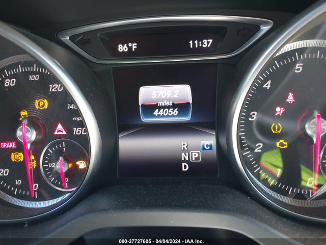 Продажа на аукционе авто 2018 Mercedes-benz Cla 250, vin: WDDSJ4EB2JN515826, номер лота: 37727605