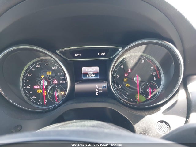 Продажа на аукционе авто 2018 Mercedes-benz Cla 250, vin: WDDSJ4EB2JN515826, номер лота: 37727605