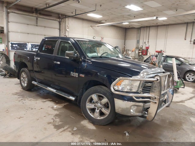 RAM 1500 Big Horn 2015 3C6RR7LT6FG597372 главное изображение