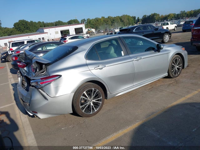 2018 TOYOTA CAMRY XLE/SE/L/LE VIN: 4T1B11HK7JU138786