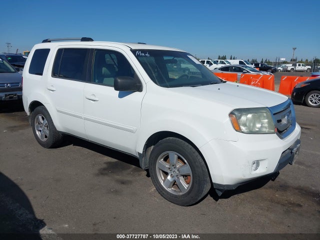 2011 HONDA PILOT EX VIN: 5FNYF3H47BB028893