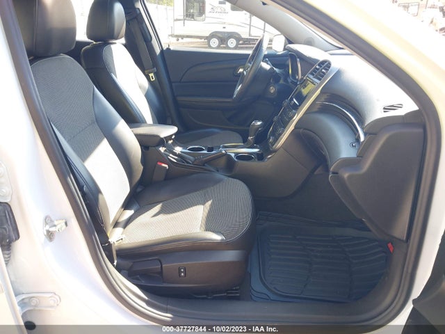 Chevrolet MALIBU LT 2015 1G11C5SL3FF173588 Image 5