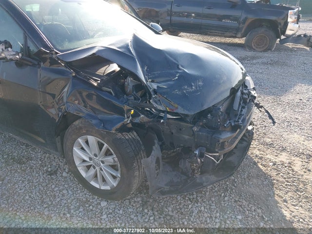 3VW217AU7FM014562 Volkswagen Golf Tsi S