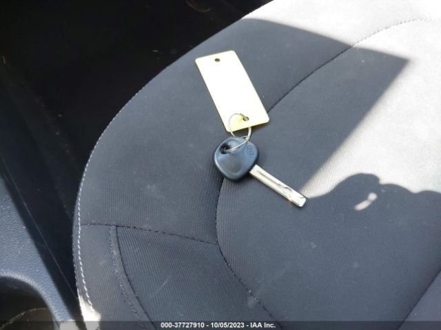 KNDJN2A24F7776732 KIA Soul Base