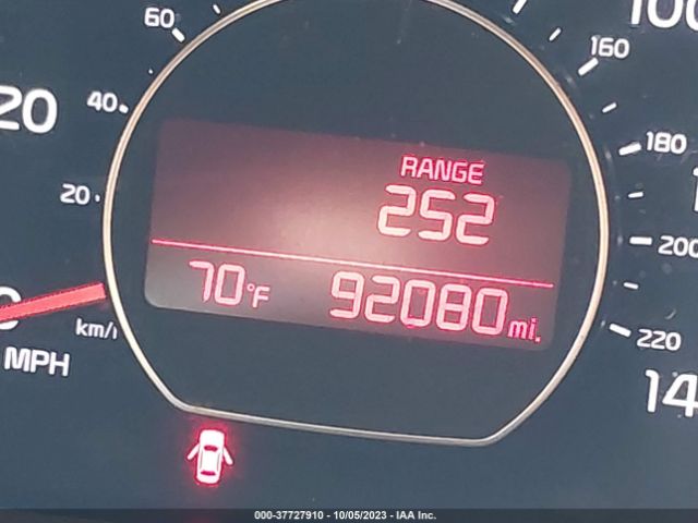 KNDJN2A24F7776732 KIA Soul Base