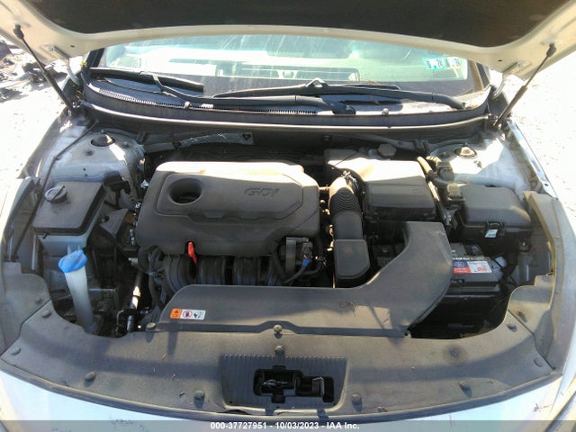 Hyundai SONATA SE 2017 5NPE24AF4HH464563 Image 10