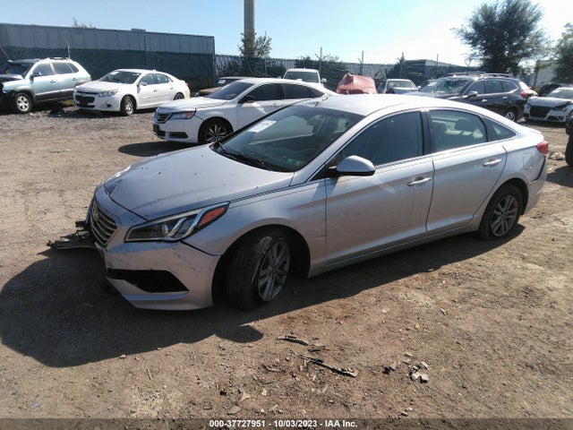 Hyundai SONATA SE 2017 5NPE24AF4HH464563 Image 2
