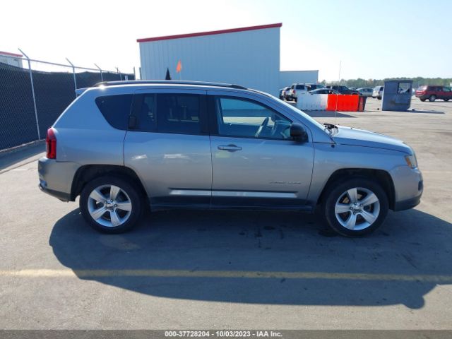 1C4NJCBA5GD615625 Jeep Compass Sport