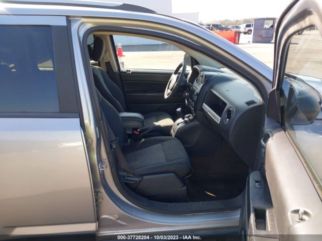 1C4NJCBA5GD615625 Jeep Compass Sport