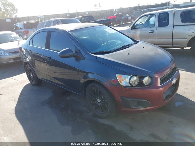 2014 1G1JC5SG4E4125420 main image