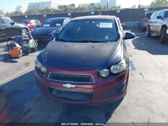 Chevrolet SONIC LT 2014 1G1JC5SG4E4125420 Image 6