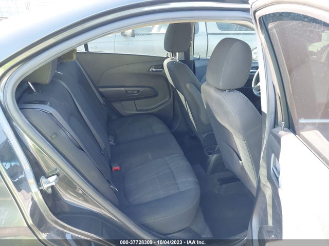Chevrolet SONIC LT 2014 1G1JC5SG4E4125420 Image 8