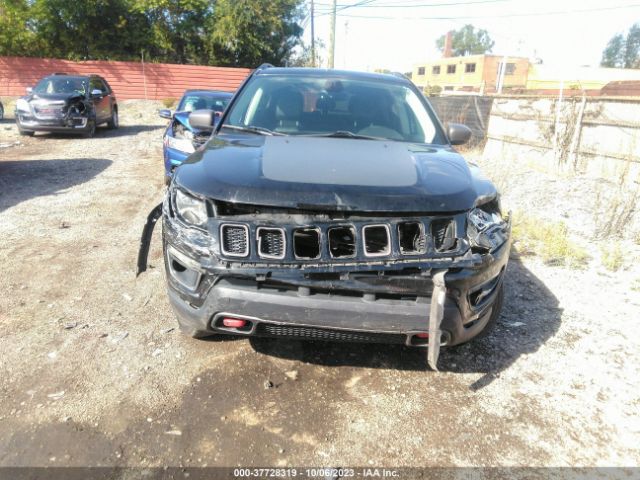 3C4NJDDBXJT410573 Jeep Compass Trailhawk