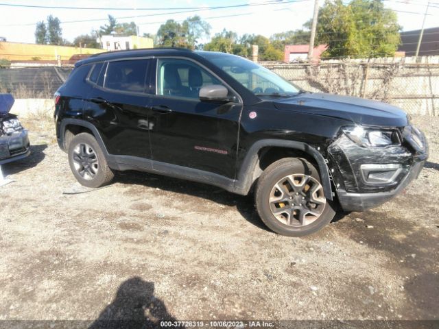 3C4NJDDBXJT410573 Jeep Compass Trailhawk
