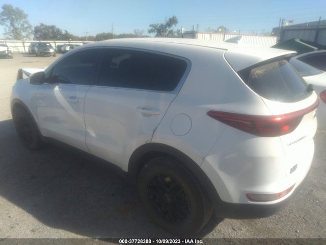 2018 KIA SPORTAGE LX VIN: KNDPM3AC4J7490318