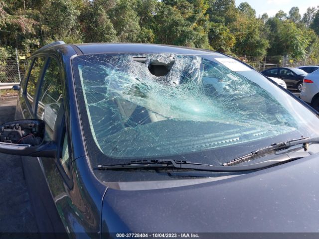KNDMB5C19F6053573 KIA SEDONA LX
