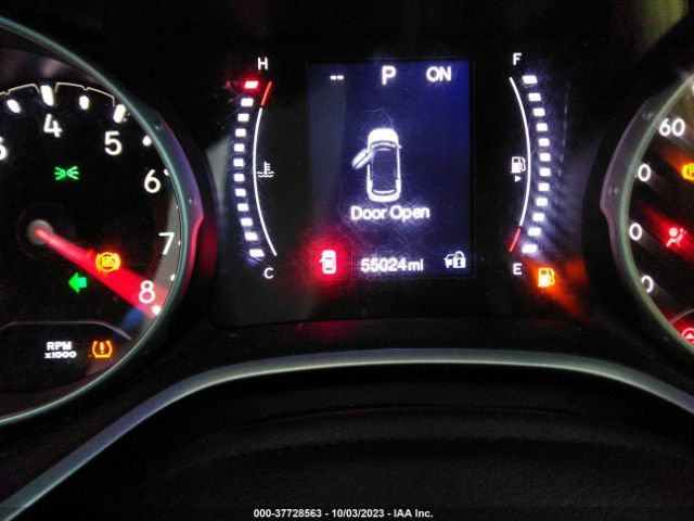 3C4NJCBB9KT637381 Jeep Compass Altitude