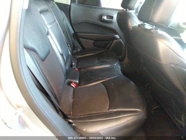 3C4NJCBB9KT637381 Jeep Compass Altitude