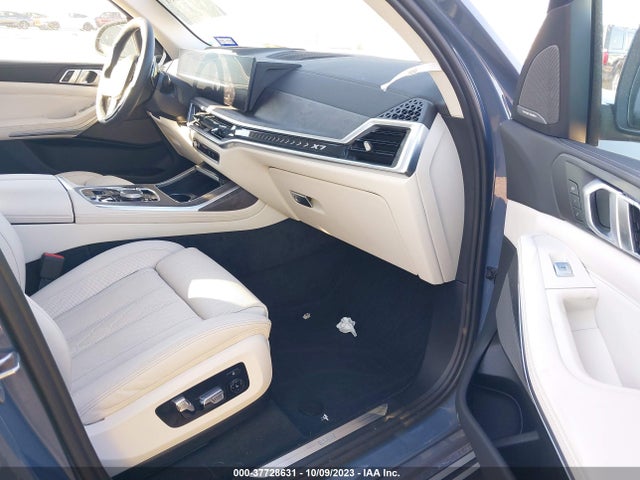 BMW X7 Xdrive40i 2023 аукцион фото