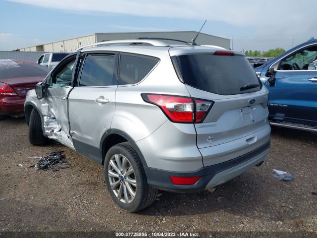 1FMCU0J90JUD03980 Ford Escape Titanium