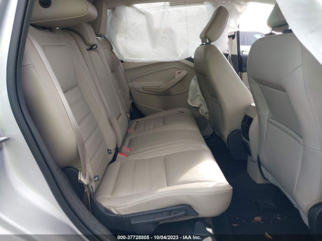 1FMCU0J90JUD03980 Ford Escape Titanium