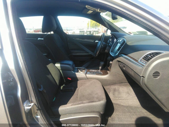 2011 CHRYSLER 300 VIN: 2C3CA4CG7BH516725
