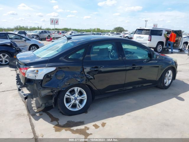 1FADP3F23EL305608 Ford FOCUS SE