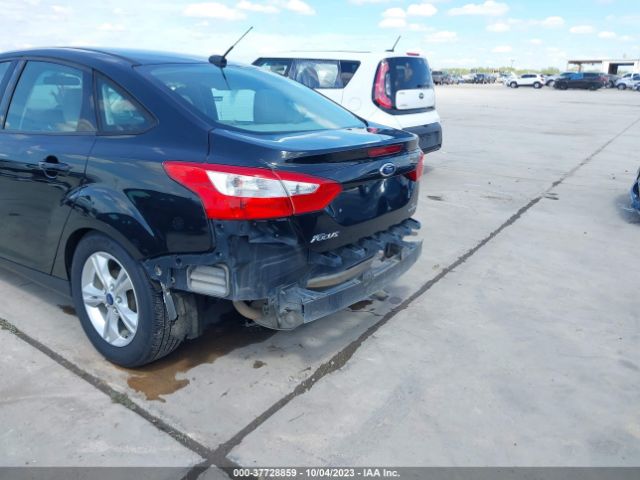 1FADP3F23EL305608 Ford FOCUS SE