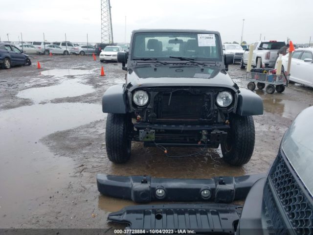 1C4AJWAG2HL583195 Jeep Wrangler Sport