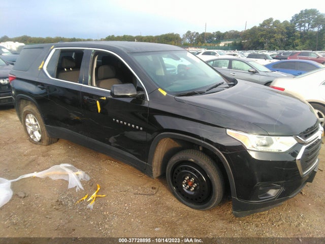 Chevrolet Traverse Ls 2018 1GNERFKWXJJ248677 Image 1