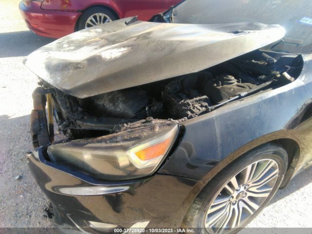 KNALN4D76E5165202 KIA Cadenza Premium