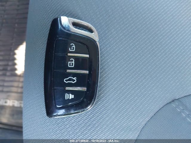 KNALN4D76E5165202 KIA Cadenza Premium