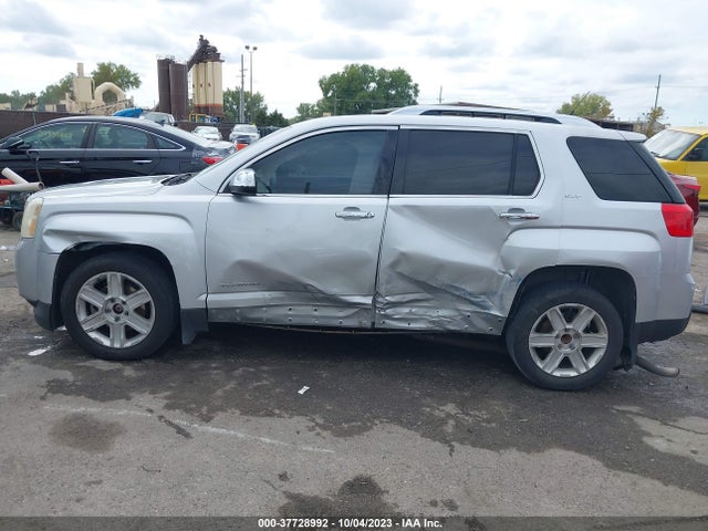 2011 GMC TERRAIN SLT-2 VIN: 2CTALWEC8B6318206