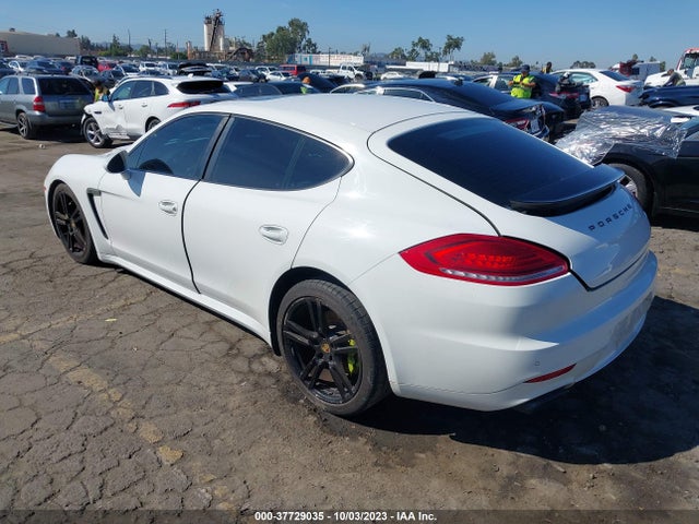 2014 PORSCHE PANAMERA WP0AA2A73EL015137 Photo 2