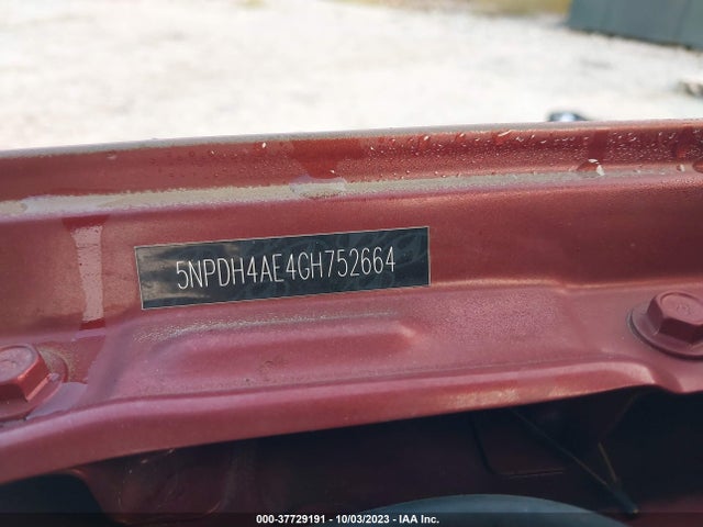 2016 HYUNDAI ELANTRA SE VIN: 5NPDH4AE4GH752664