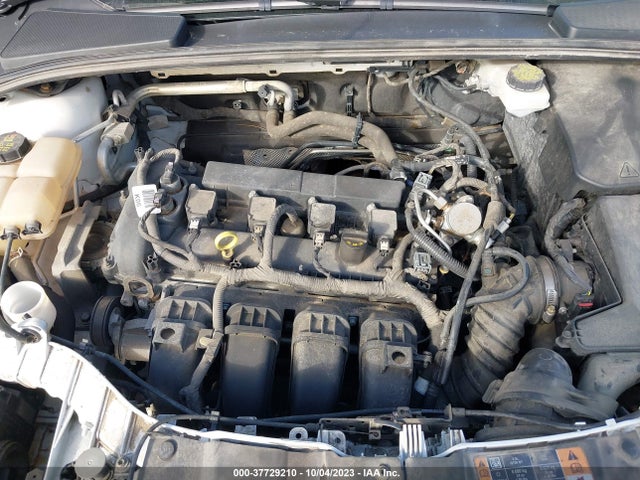 2018 FORD FOCUS SE VIN: 1FADP3K28JL235667