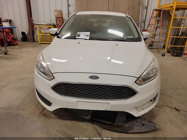 2018 FORD FOCUS SE VIN: 1FADP3K28JL235667