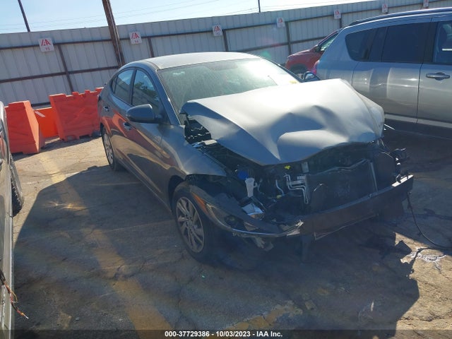 2018 5NPD74LF9JH315193 main image