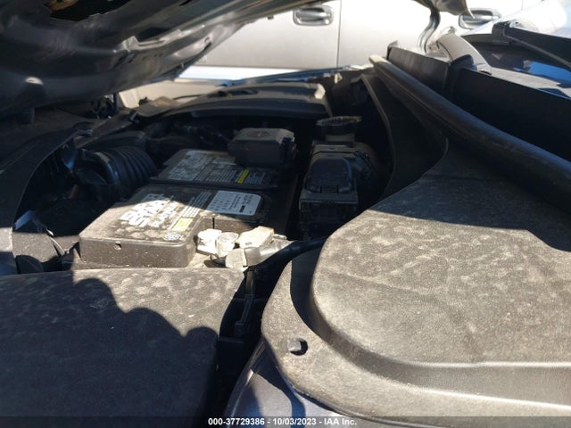 Hyundai ELANTRA SE 2018 5NPD74LF9JH315193 Image 10