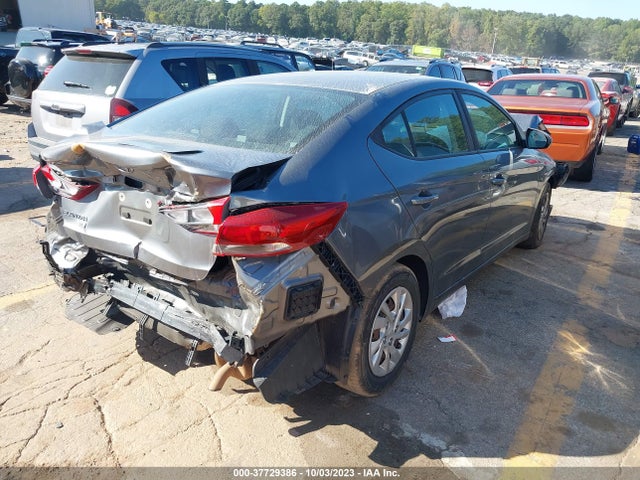 Hyundai ELANTRA SE 2018 5NPD74LF9JH315193 Image 4