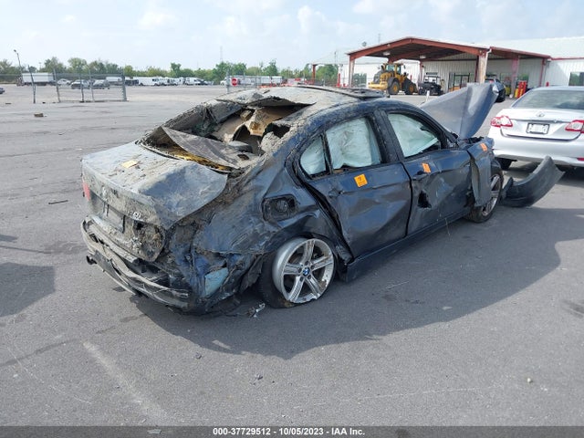 BMW 320i 2015 WBA3B1G59FNT02877 Image 4