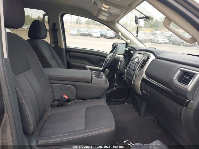 1N6AA1EJ8JN530677 Nissan Titan S/sv/pro-4x/sl