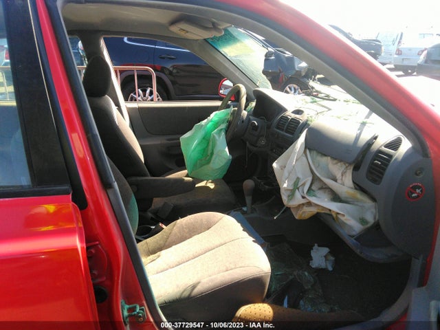 2005 HYUNDAI ACCENT GLS VIN: KMHCG45CX5U673926