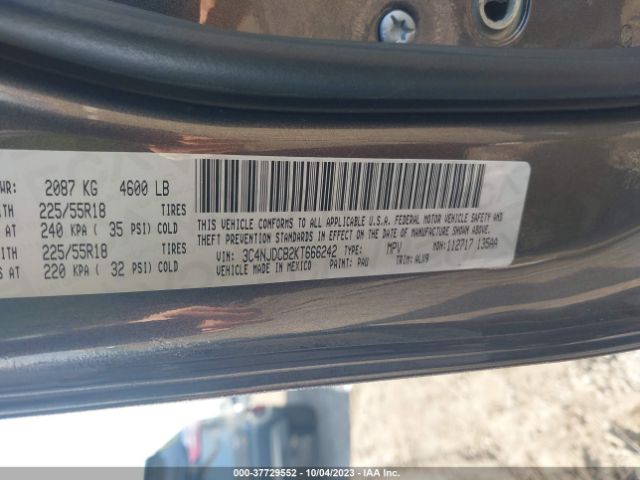 3C4NJDCB2KT666242 Jeep Compass Limited