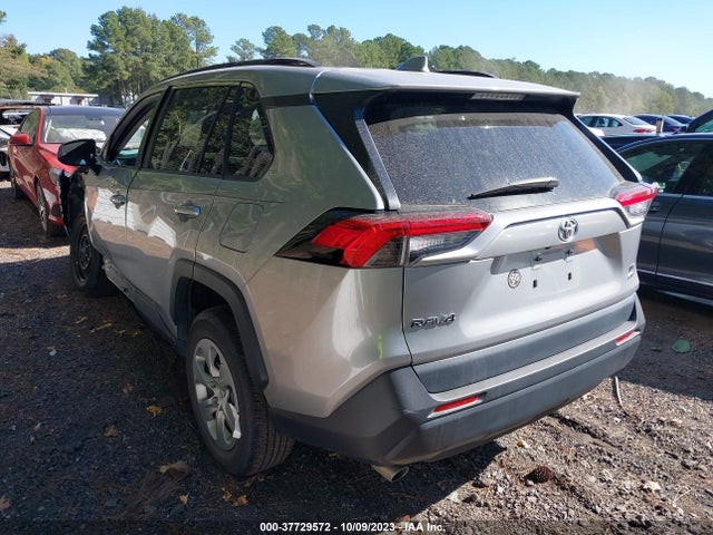 Toyota RAV4 LE 2020 2T3G1RFV7LW084658 Image 3