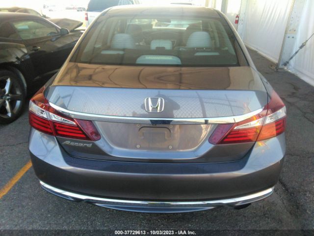 1HGCR2F38HA036655 Honda Accord Sedan Lx