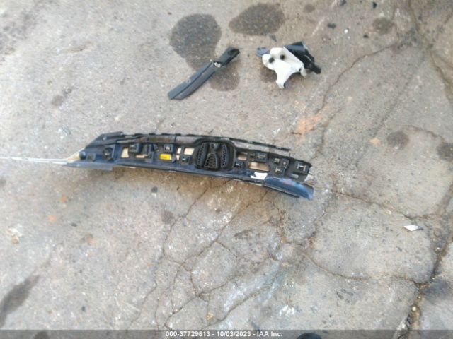 1HGCR2F38HA036655 Honda Accord Sedan Lx