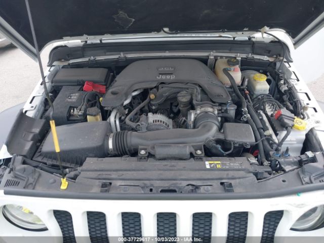 1C4HJXDG8JW132311 Jeep Wrangler Unlimited Sport S