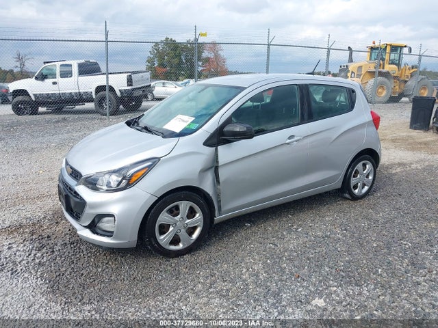 Chevrolet SPARK LS 2019 KL8CB6SA8KC704134 Image 2