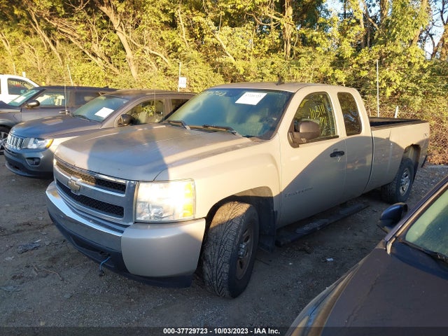 2008 CHEVROLET SILVERADO 1500 WORK TRUCK/LT W/1LT VIN: 1GCEK19J58E206172